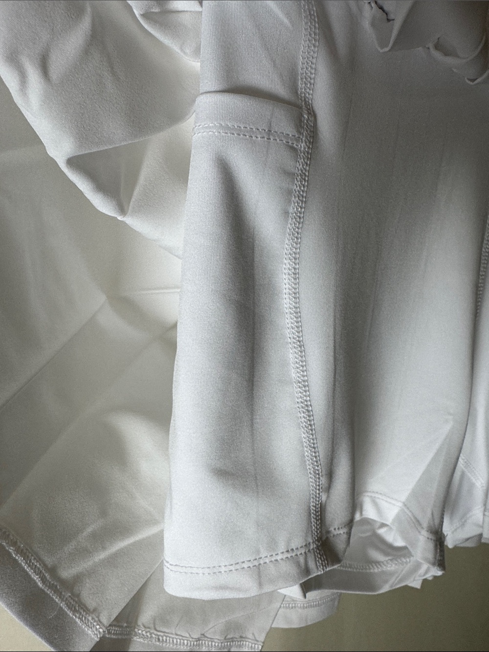 Nicole Miller Sport White Pleated Skater Skirt with Black Trim - Picture 7 of 7